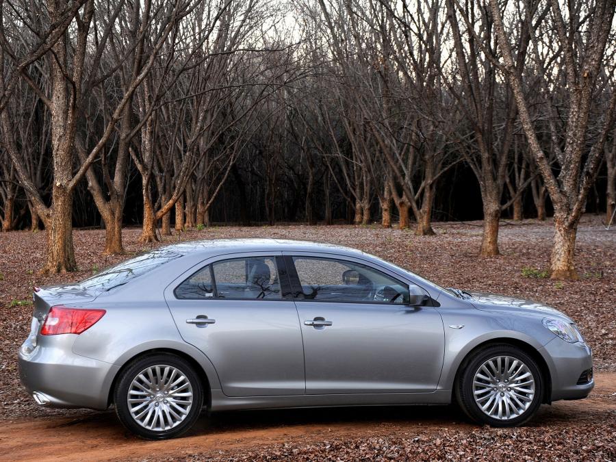  Suzuki Kizashi 2011 года  (ZA) (фото 22 из 30)